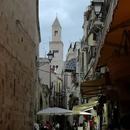 Appartement Bari 아파트 *